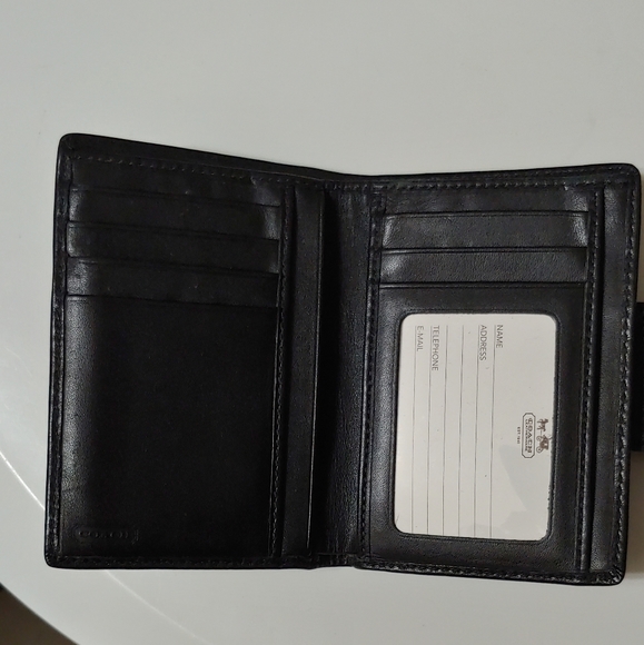 Coach wallet. Black with nickel hardware. Great condition! - Picture 4 of 7
